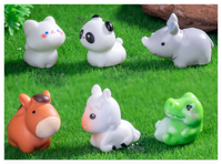 Vente en gros Assortiment d'animaux miniatures en résine pour enfants Objets de collection Figurine Kawaii Set 3d Souvenir Miniature bombe de bain Jouets