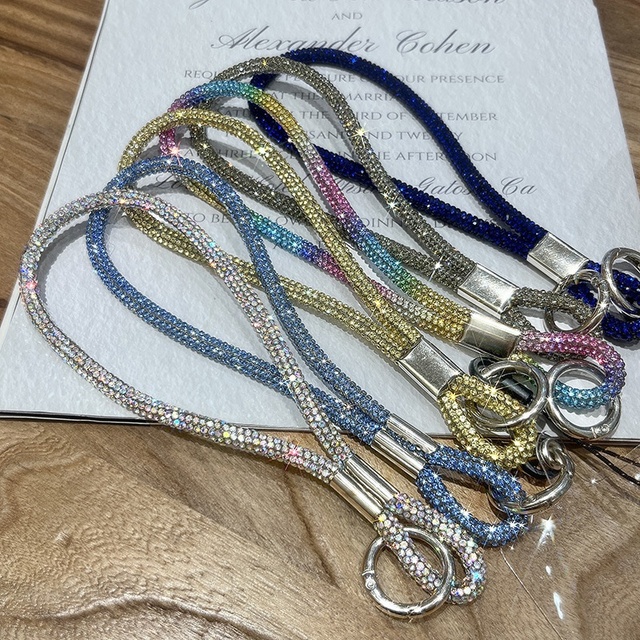 Personalized Rhinestone Lanyard Keychain for iPhone Mobile Phone Accessories Glitter Wristlet Cellphone Charms for Samsung