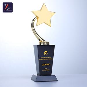 सबसे लोकप्रिय क्रिस्टल धातु स्टार पुरस्कार ट्रॉफी के साथ काले क्रिस्टल आधार - Product Image 3