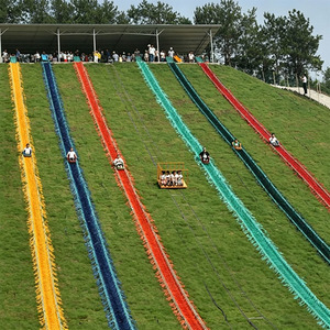 Glissade en herbe en PE pour parcs sportifs et aires de jeux d'aventure – Un incontournable pour les touristes - Product Image 4