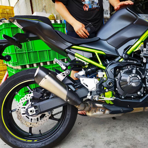 Silencieux d'échappement de moto en fibre de carbone en acier inoxydable 5Imm Échappement universel modifié pour <span class=keywords><strong>KTM</strong></span> <span class=keywords><strong>DUKE</strong></span> 690 790 890 - Product Image 6