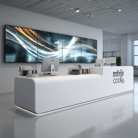 Bureau de réception commercial extensible en plastique PETG minimaliste, courbes lisses sculptées, design moderne, hôtels de luxe, centre commercial, bureau, marque