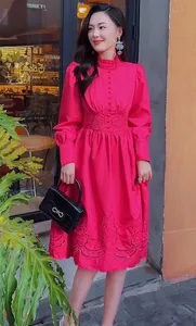 Abito da donna di alta qualità 2024 abiti primavera estate da donna lussuoso ricamo tunica con bottone manica lunga abito bianco rosa rossa - Product Image 5