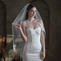 ROMANTIQUE Simple Blanc Couche Unique Coiffe De Mariée Atmosphère Dentelle Perlée Voiles De Mariage