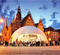 Dôme igloo transparent pour glamping de luxe, hôtel, complexe hôtelier, jardin et événements