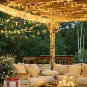 Guirnalda de Luces Gloca de 100 LED, 10 Metros, Cable Blanco, IP65, Luz Amarilla, Decoración Interior y Exterior - Product Image 6