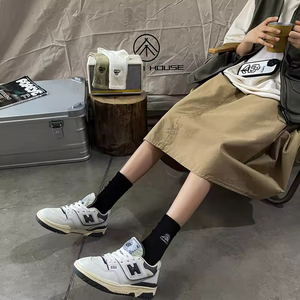 Chaussettes en coton avec logo brodé en usine, chaussettes brodées personnalisables, haute qualité, vente en gros - Product Image 2