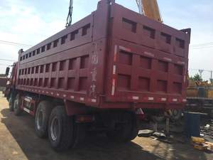 Second <b>Hand</b> Sino Howo 6*4 10wheel 20ton Used 375hp LHD RHD High Fence Cargo Box Truck for Sale - Product Image 3