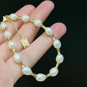 Bracelet en perles d'eau douce Wenchi Zhuji, design polyvalent à taille fine, accessoire exquis et indispensable pour mettre en valeur la main des femmes - Product Image 1