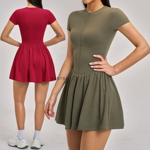 Tenue de sport personnalisée à manches courtes pour <span class=keywords><strong>femme</strong></span>, avec demi-zip, pour le tennis, le <span class=keywords><strong>golf</strong></span>, le pickleball, les exercices, robe avec shorts intégrés et poches - Product Image 6