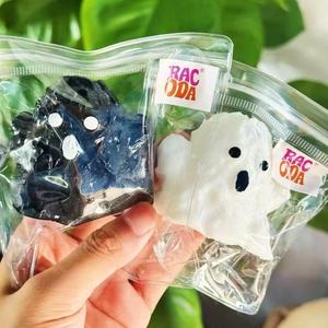 Nuovo giocattolo morbido in silicone a forma di gnomo fantasma di Halloween - perfetto per scherzi, alleviamento dello stress e smaltimento delle emozioni - Product Image 3
