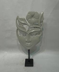 Sculpture contemporaine en aluminium Blooming Veil, fusionnant un masque humain serein, prix en gros - Product Image 2