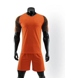Ensemble de maillot de football noir pour homme, manches courtes, anti-transpiration, uniforme d'équipe rayé, toutes saisons, coupe classique, vêtements de sport en polyester - Product Image 6
