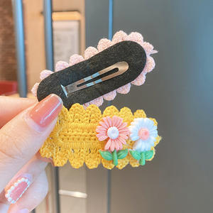 Décoration de cheveux de mode mignonne pince à cheveux au crochet faite à la main avec des épingles à cheveux de bébé de fleur de marguerite <span class=keywords><strong>Barrette</strong></span> à tricoter pour les petites filles enfants - Product Image 4