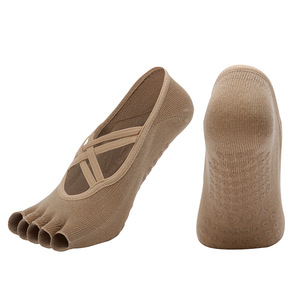 Calcetines Profesionales para Instructor de Yoga, Estilo Cinco Dedos, Puño Corto, Correa Cruzada y Suela Antideslizante para Inversiones y Flow - Product Image 5