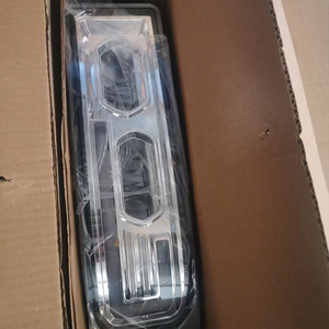 قطع غيار لهيكل الشاحنة Sinotruk HOWO TX SITRAK C7H C5H مجموعة مصابيح أمامية مجمعة ليد 811W25320-6004 مصباح أمامي ضد الضباب - Product Image 4