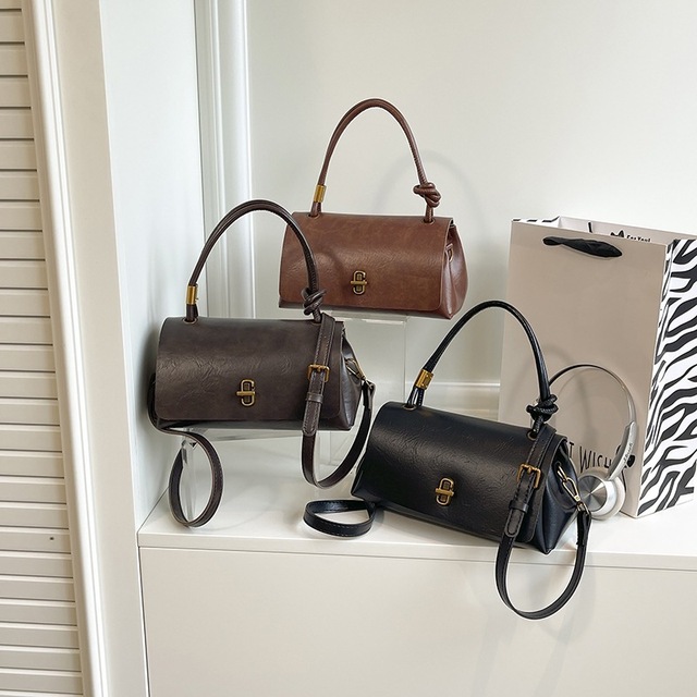 Top Handle PU Leather Handbag Latest Trendy Barrel Bag for Woman 2025 New Shoulder Bag for Lady Designer Purses