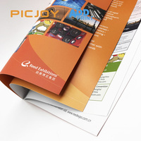 Format A4 210x279mm, 8 pages, reliure au point de selle, impression de brochures de luxe avec impression UV sur le point de couverture à shanghai