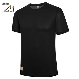Camiseta Deportiva de Alto Rendimiento para Hombre - Poliéster Transpirable de Secado Rápido para Entrenamiento y Uso Diario - Product Image 2