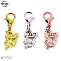 Porte-clés en métal gaufré avec logo animal personnalisé pendentif avec bague étiquettes vierges pour bijoux breloques à suspendre en alliage de zinc plaqué cristal pour chaussures