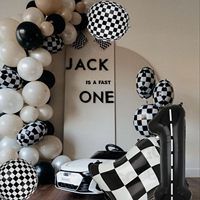 Balon Mobil Balap 3D Aluminium Kotak-kotak Hitam Putih Sekali Pakai 9 Pcs untuk Dekorasi Pesta Ulang Tahun Anak Laki-laki 2 Tahun