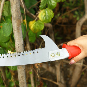Sierra de gancho Takaeda de 460 mm con hoja recta de acero con alto contenido de carbono para poda de jardín y corte de árboles frutales - Product Image 2