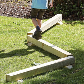 Mini piste d'aventure en bois pour l'extérieur Maternelle Toddler Nursery Physical Balance Beam Training Préscolaire Furniture Childcare - Product Image 5