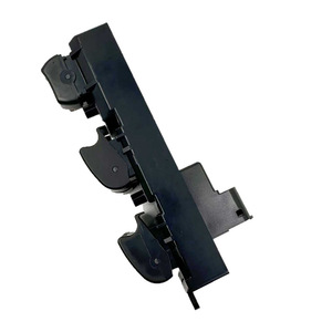 Interrupteur de lève-vitre électrique Toyota Camry 84820-12460 12V avec fonction de verrouillage automatique pour le contrôle des vitres de voiture - Product Image 2