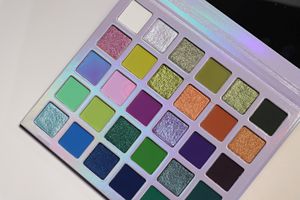 Palet Eyeshadow Campuran Sparkle Shimmer dan Matte 30 Warna Pigmentasi Tinggi Tahan Lama Koleksi Riasan Cerah - Product Image 3