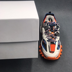 Chaussures de sport en cuir verni de haute qualité, style plateforme, créations originales par des créateurs de mode, chaussures de course luxueuses - Product Image 3