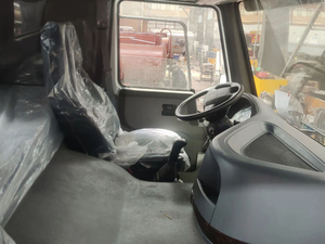 Camion cisterna fuoristrada Sinotruk HOWO 4x4, <span class=keywords><strong>autocisterna</strong></span> per carburante da miniera, <span class=keywords><strong>autocisterna</strong></span> per carburante a trazione integrale, in pronta consegna, per impieghi gravosi - Product Image 6