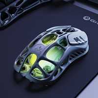 Souris de jeu sans fil GravaStar Mercury M1 Pro, capteur PAW3395, fréquence de polling 4K, châssis squelettique en magnésium 88g, autonomie 200h, GLOWSYNC RGB