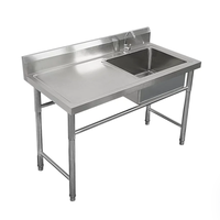 Commerciële roestvrijstalen voorbereidingswerktafel met afvoergat, spoelbak, keukenwerkbank voor restaurant, vlees en vis.
