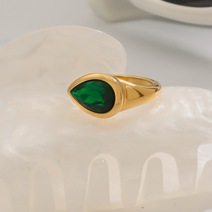 MW da donna <span class=keywords><strong>anello</strong></span> in acciaio inossidabile placcato oro 18K con intarsio in zircone <span class=keywords><strong>smeraldo</strong></span>, a forma di lacrima <span class=keywords><strong>e</strong></span> impermeabile senza peli - Product Image 5