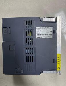 Variador de Frecuencia Mini Serie SINEE M730 EM730-1R5-3B 380V 1.5KW Trifásico de Onda Sinusoidal de Alta Eficiencia - Product Image 5