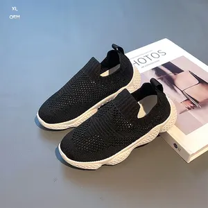 Sandalias planas para niños, zapatos informales para niños, zapatos para caminar de malla para primavera y verano, zapatos informales transpirables cómodos clásicos Rojos Pequeños