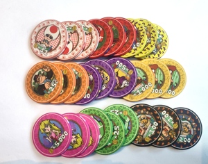ชุดชิปโป๊กเกอร์เซรามิกดีลักซ์ธีมซูเปอร์มาริโอ ของ RTS Casino Poker Room พร้อมกล่องใส่ชิป ขนาด 39 มม. ชิปเกมพนันแบบเหรียญที่ระลึก - Product Image 3