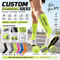 Chaussettes de compression réfléchissantes professionnelles pour hommes et femmes, à séchage rapide, antidérapantes et absorbant la transpiration, avec semelle en tissu éponge