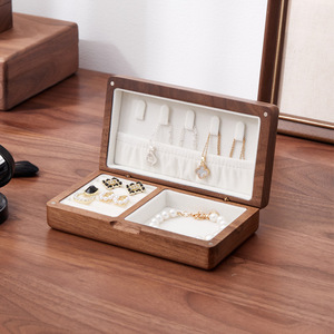 Деревянная подарочная шкатулка для украшений Runwood из орехового дерева, маленькая, дорожная, с логотипом, бархатная, органайзер для ювелирных изделий - Product Image 3