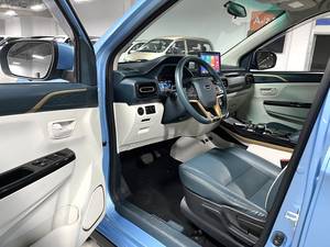 Voiture d'occasion : SUV 7 places SWM Dahu EDi Comfort 2023 à transmission automatique, économique, fabriqué à Wuhan, Chine, vente directe en gros - Product Image 6