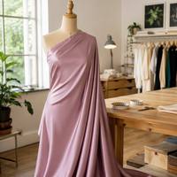 Tissu en soie Habotai 8 Momme 100% Soie de mûrier, tissage uni, couleur unie, doublure légère en soie pour vêtements, robes et manteaux