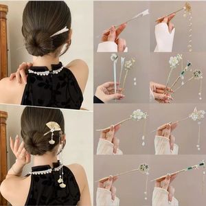 ヴィンテージ風 マグノリア ヘアピン タッセル付き ハンドメイド 合金 高級 U字型 かんざし - Product Image 5