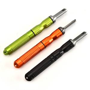 Kit de survie en plein air EDC de poche avec engrenage en aluminium CNC, allume-feu en pierre à feu pour les aventures en pleine nature - Product Image 1