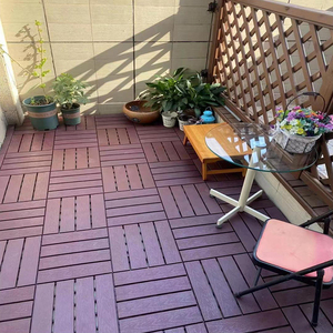 Suelo de Madera Plástica Impermeable para Hogares con Mascotas, Baños y Balcones, Resistente a los Arañazos - Product Image 1