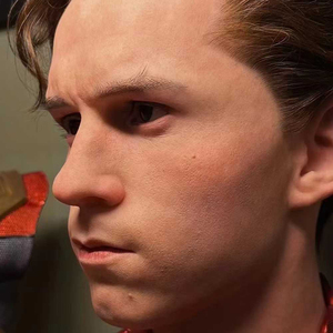 Escultura Personalizada de Personaje de <span class=keywords><strong>Marvel</strong></span>, Busto de Tom Holland, 90 cm de Alto, Busto de Spider-Man para Decoración del Hogar - Product Image 2