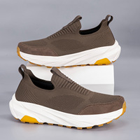 Chaussures de créateur en maille respirante pour hommes, baskets décontractées à enfiler, semelle souple antidérapante, légères, pour la marche estivale