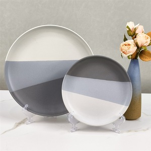 Vaisselle en céramique de 16 pièces en gros bon marché <span class=keywords><strong>Assiette</strong></span> <span class=keywords><strong>plate</strong></span> ronde émaillée <span class=keywords><strong>Assiette</strong></span> peu profonde grise Western Dessert Salade <span class=keywords><strong>Assiette</strong></span> à steak - Product Image 2