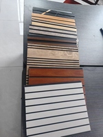 Panneau de plafond décoratif en PVC pour les intérieurs résidentiels