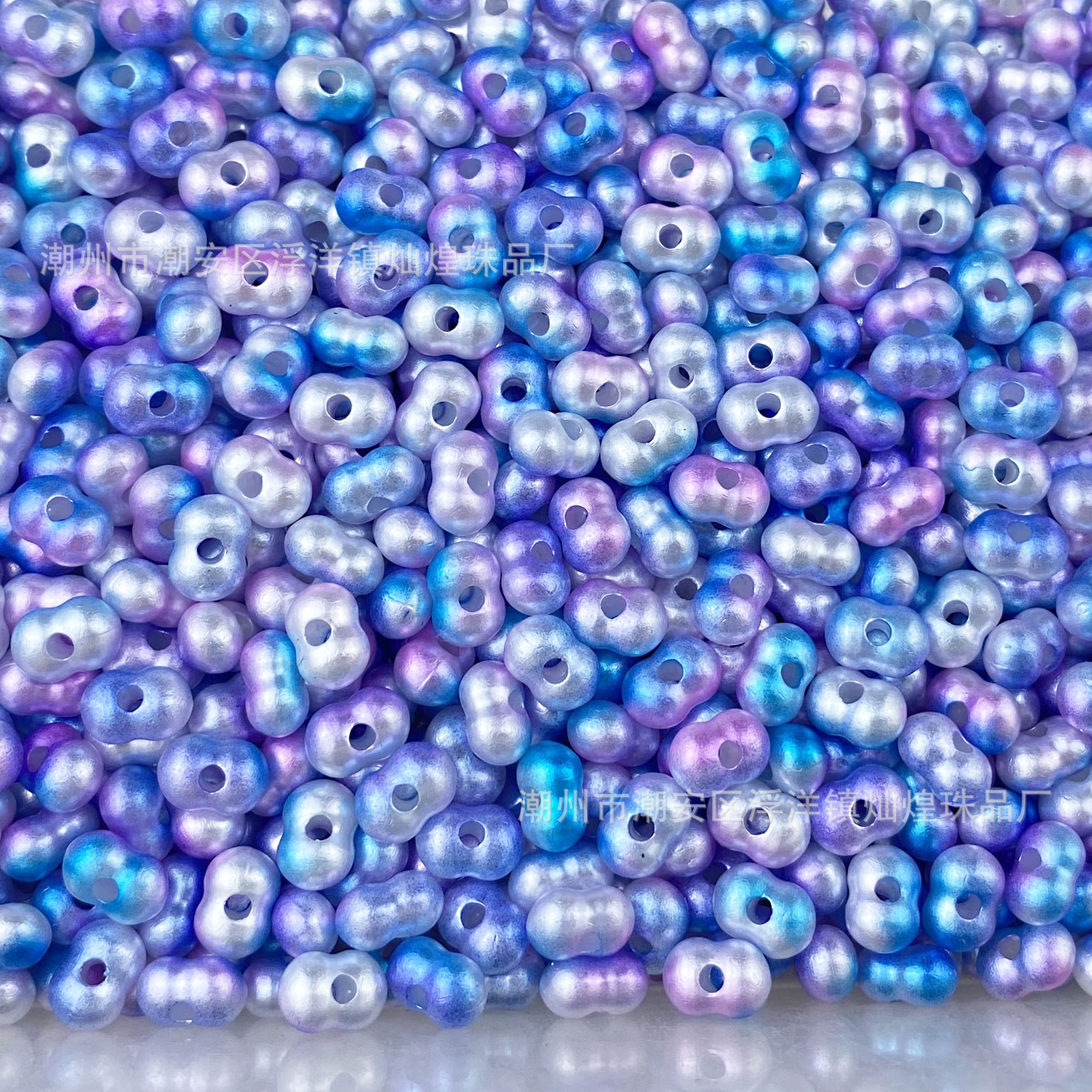 Gradient magenta blue-purple