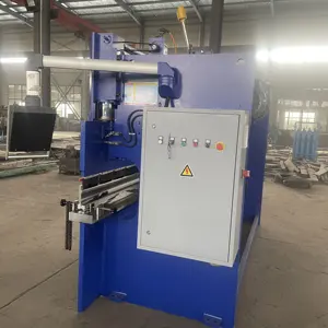 Piegatrice idraulica per lamiera d'acciaio CNC di fabbrica 63T 160T 200T 300T 4000mm pressa piegatrice idraulica CNC per lamiera